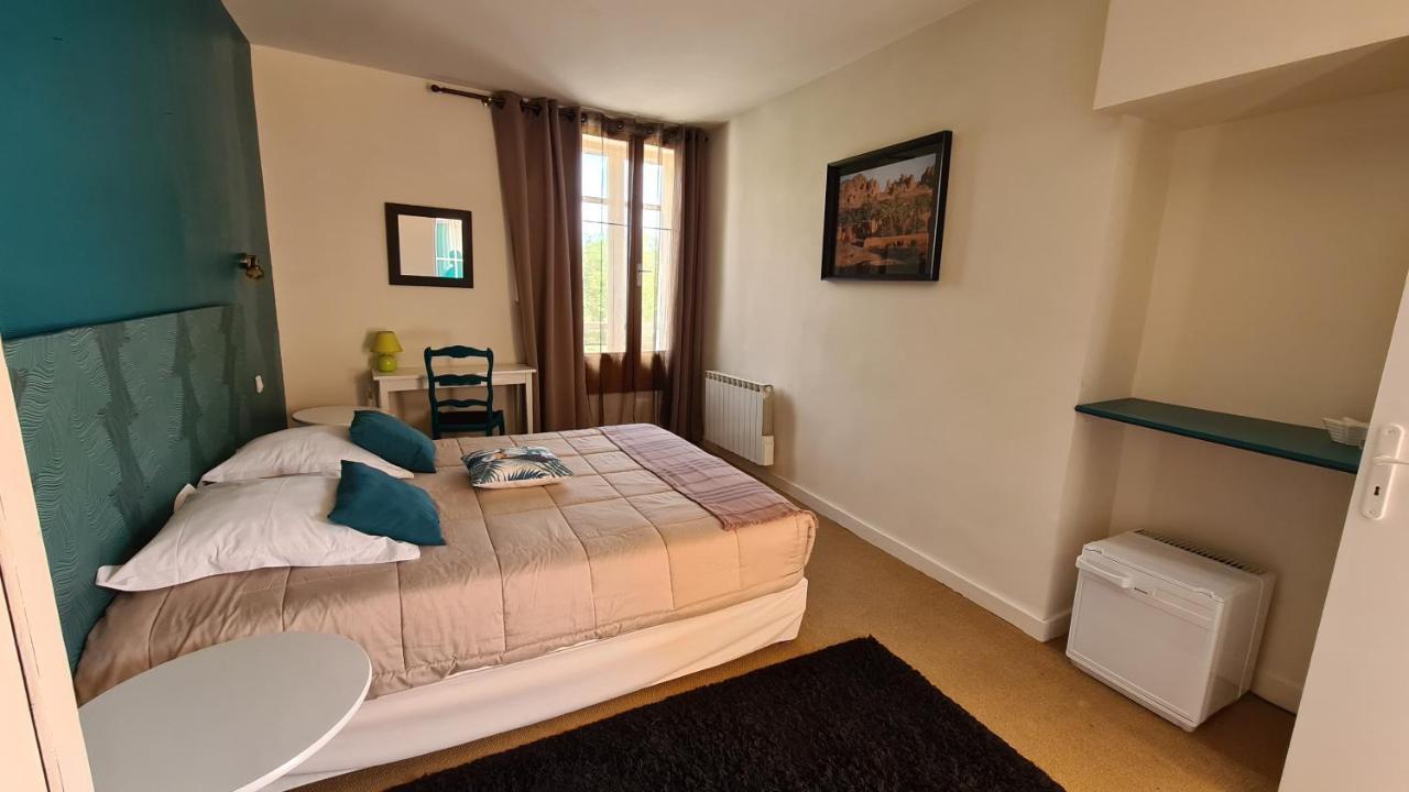 Alysa Hotel Parthenay Eksteriør billede