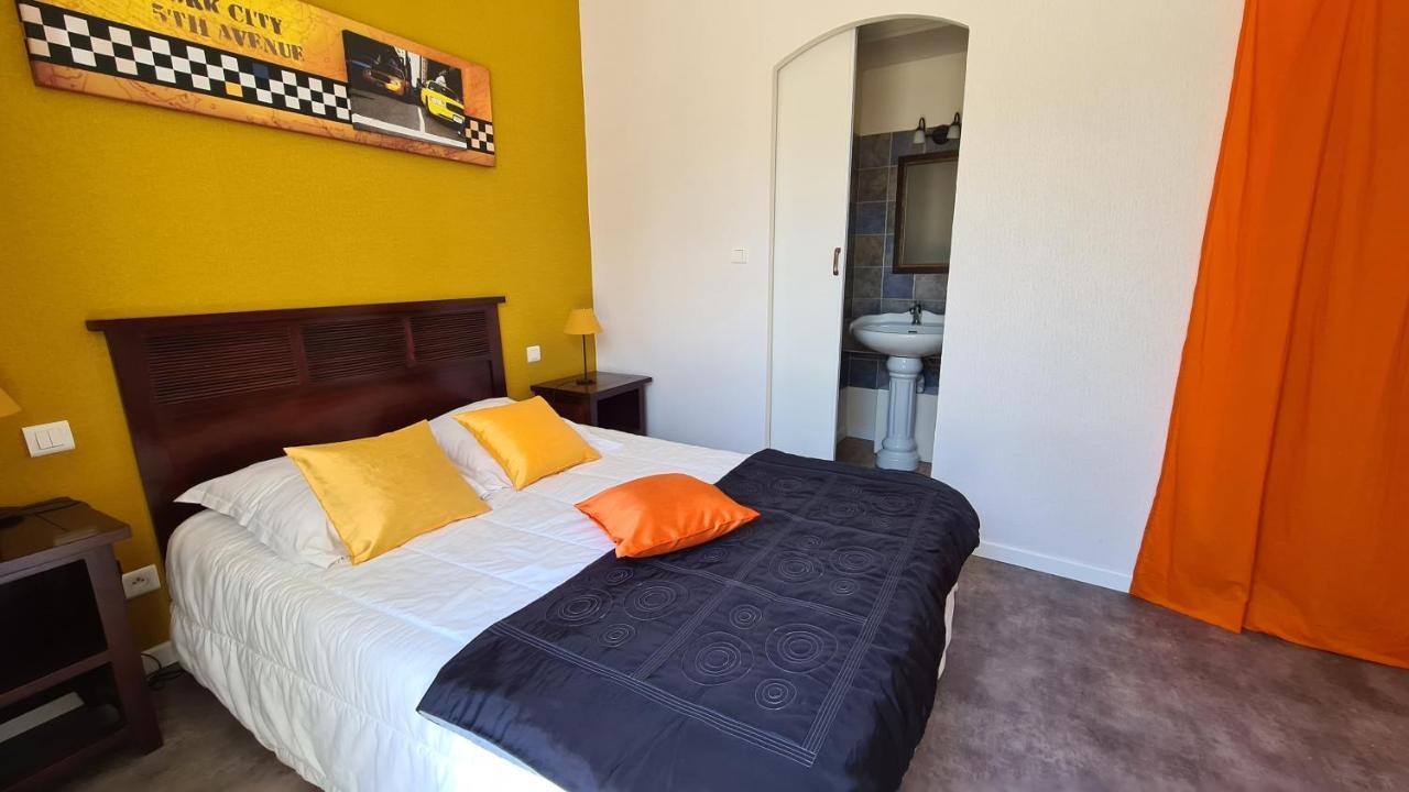 Alysa Hotel Parthenay Eksteriør billede