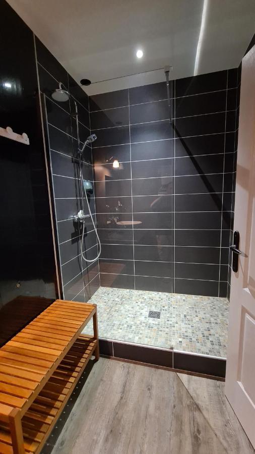 Alysa Hotel Parthenay Eksteriør billede
