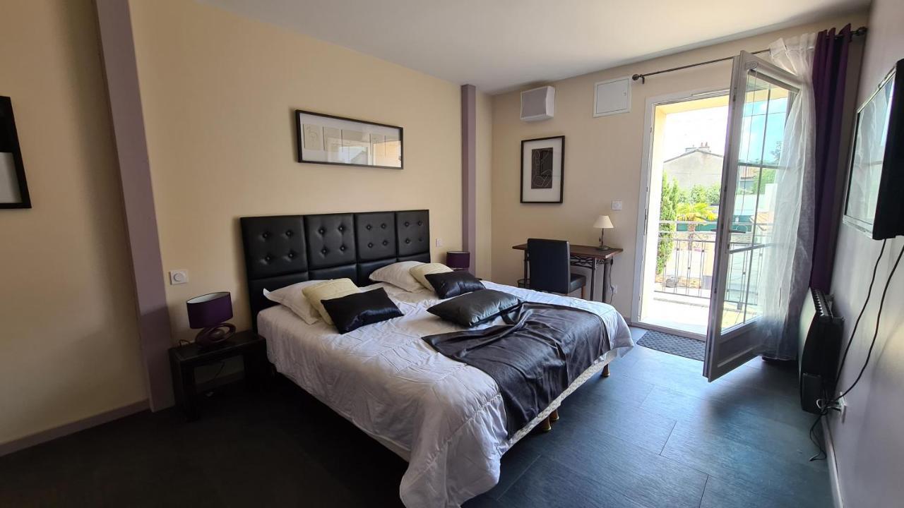 Alysa Hotel Parthenay Eksteriør billede